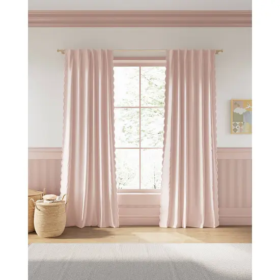 Scallop-Edge Blackout Curtain from Nestig